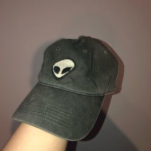 grey alien hat